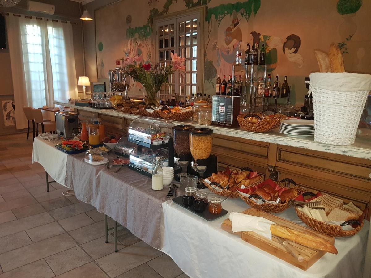 Le Grand Hôtel Molière Pézenas Esterno foto