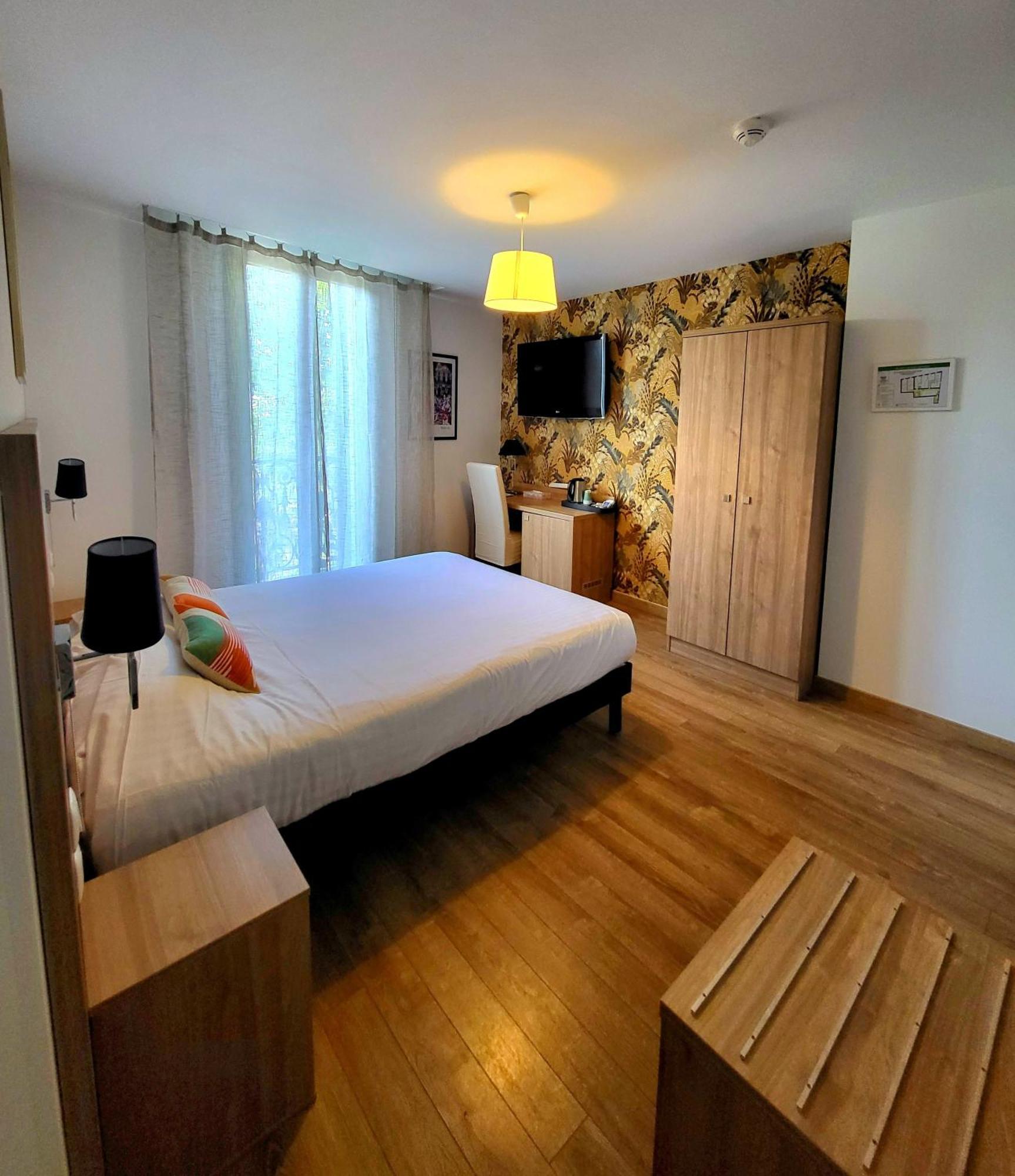 Le Grand Hôtel Molière Pézenas Esterno foto